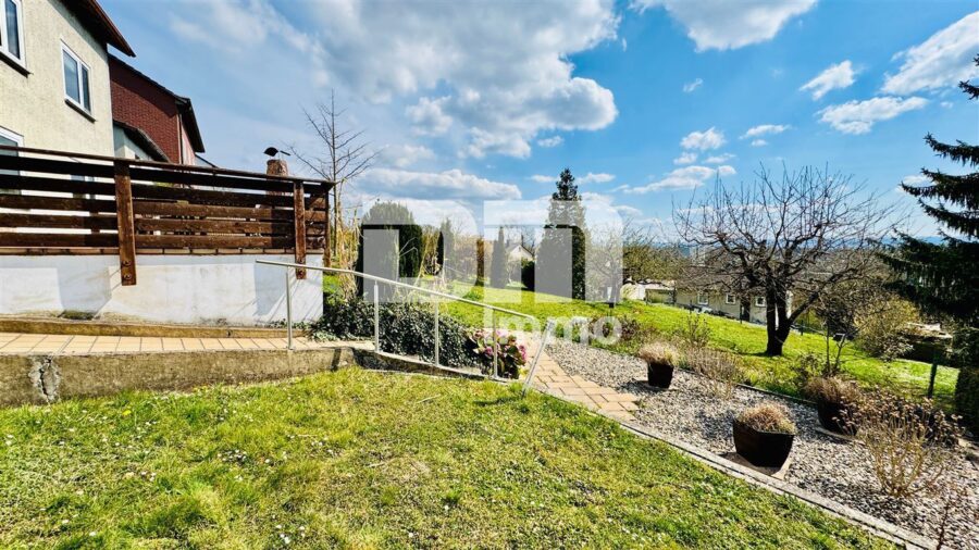 (R)eserviert!Teilsaniertes Traumhaus in begehrter Lage auf großem Grundstück mit Panoramablick - Gartenbereich groß